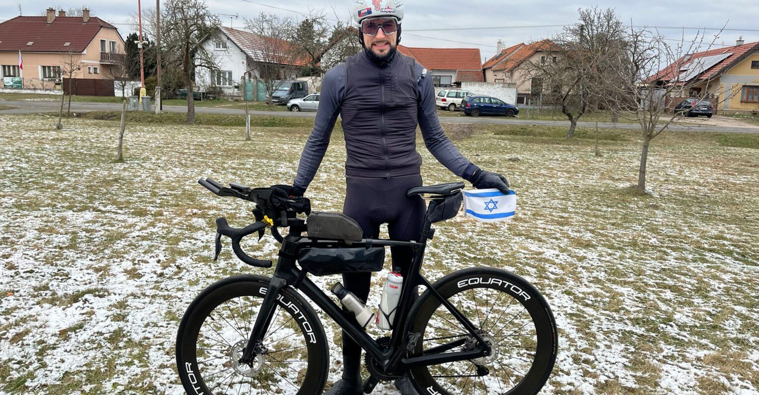 Luk&aacute;&scaron; Klement ahead of his 24-hour cycling challenge